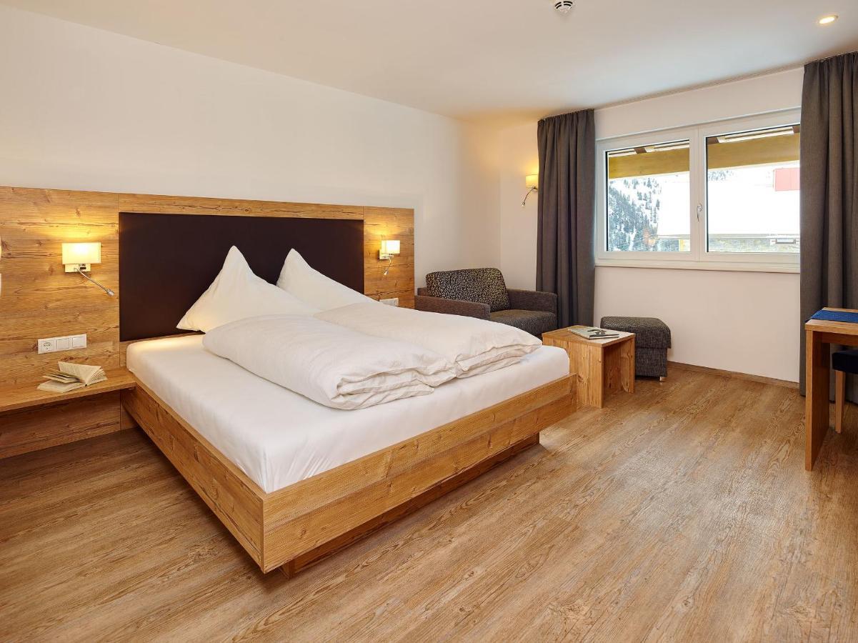 Hotel Garni Kristall Kühtai Zimmer foto